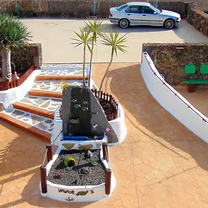 Buganvilla Molino Сasa de vacaciones Tinajo